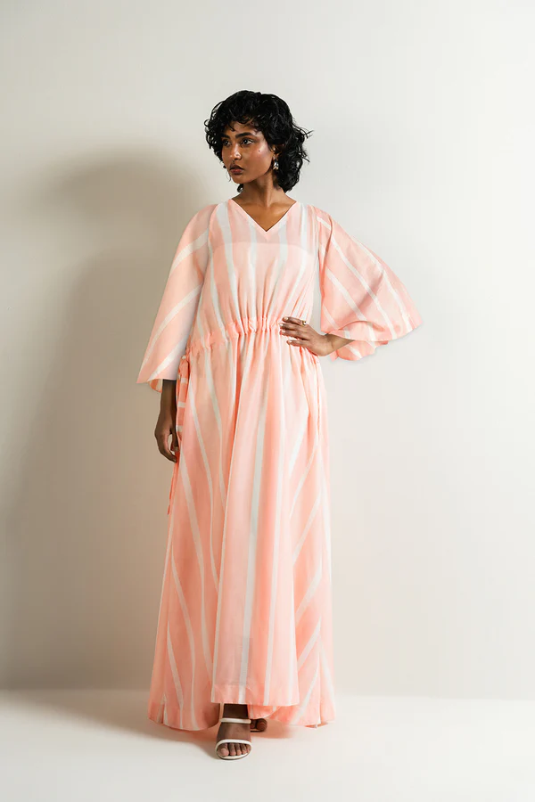 Silhaan Dress (With Sleeves)